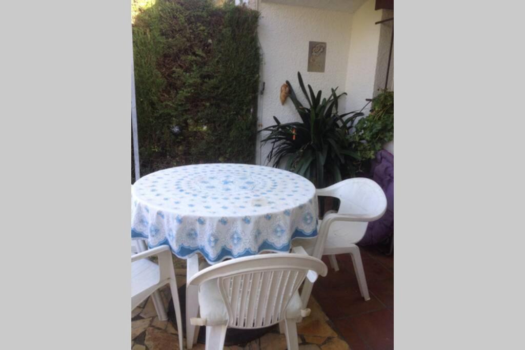 滨海托萨Casita Blanca Con Fibra Optica Y Piscina Cominutaria别墅 外观 照片